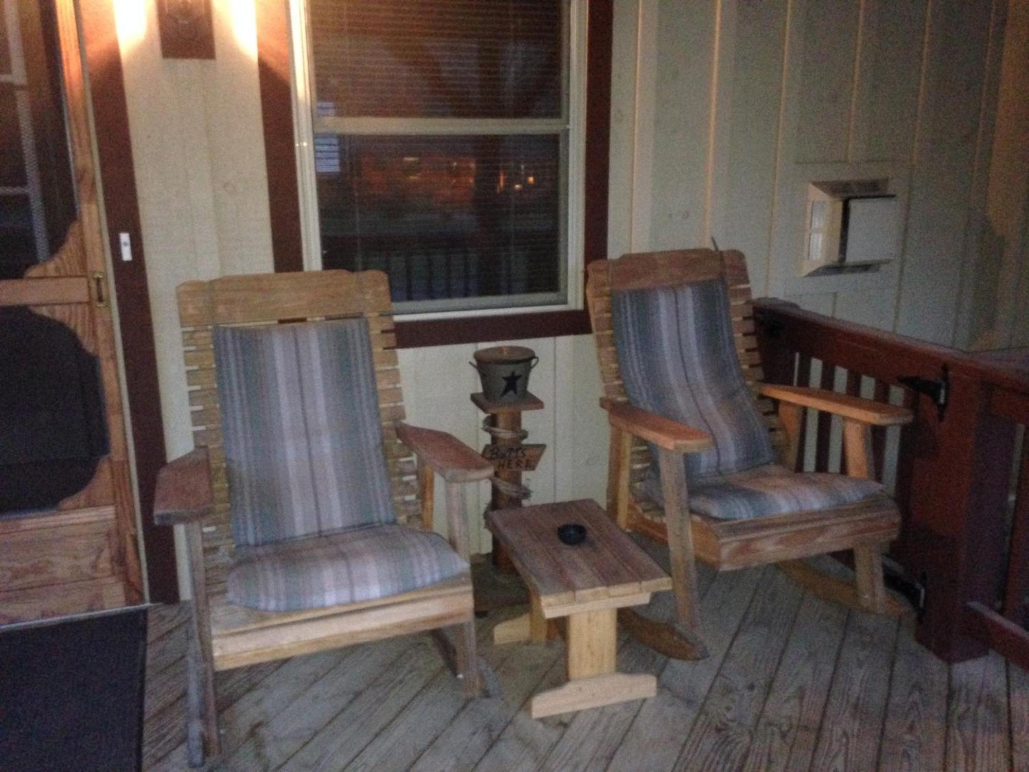 Rough Cut Lodge Gaines Oda fotoğraf